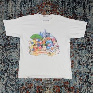 Vintage Walt Disney World Graphic T-Shirt 2000s